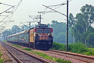 <span class="mw-page-title-main">Lucknow Junction–Chandigarh Express</span>