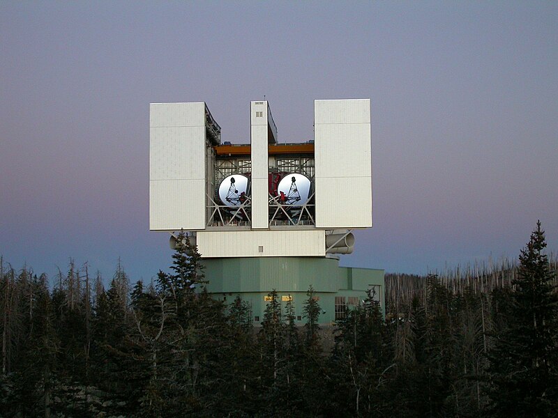 File:LargeBinoTelescope NASA.jpg