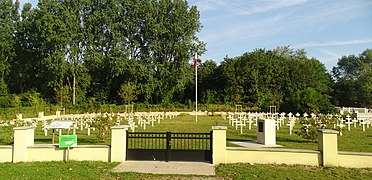 L'entrée du cimetière.