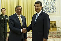 Xi Jinping bersama Menteri Pertahanan Amerika Serikat Leon Panetta, September 2012