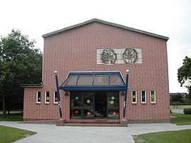 Основното училиште во Лое-Рикелсхоф