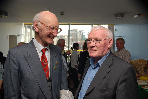 Seán Garland (right) with Tomás MacGiolla, May 2008