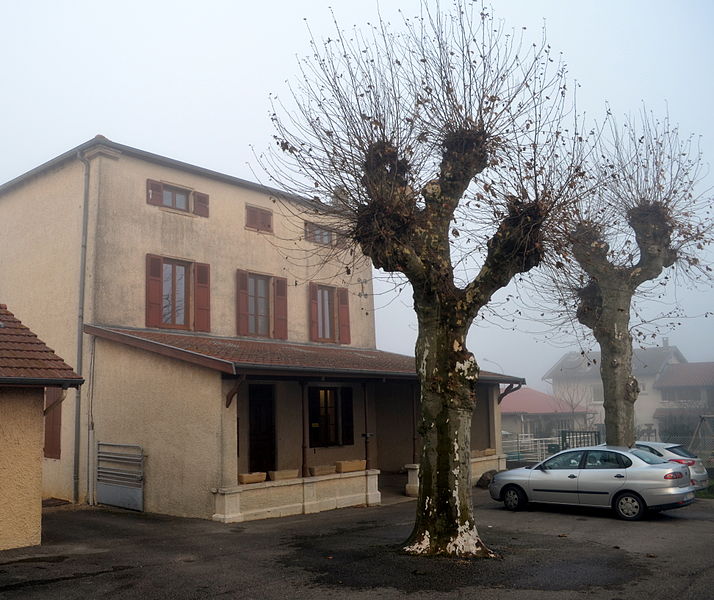 File:Mairie de Birieux - 2.JPG