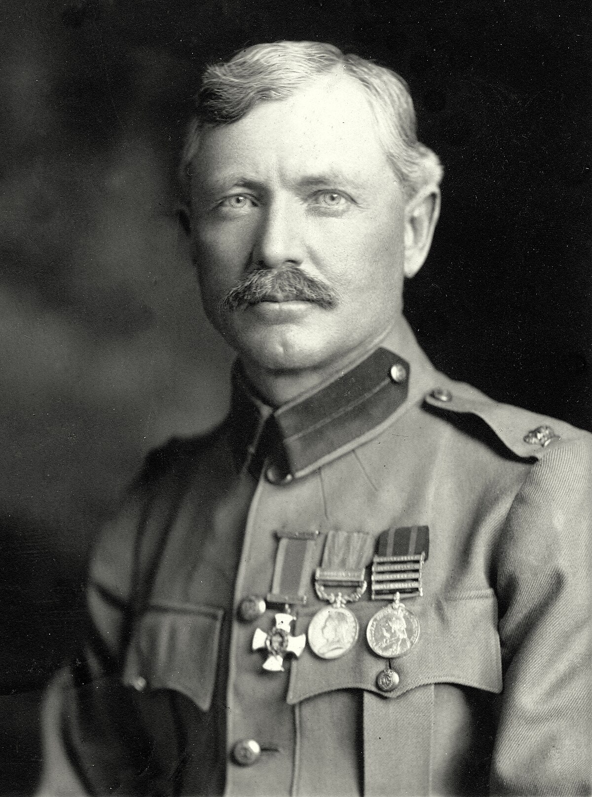 Frederick Russell Burnham - Wikipedia