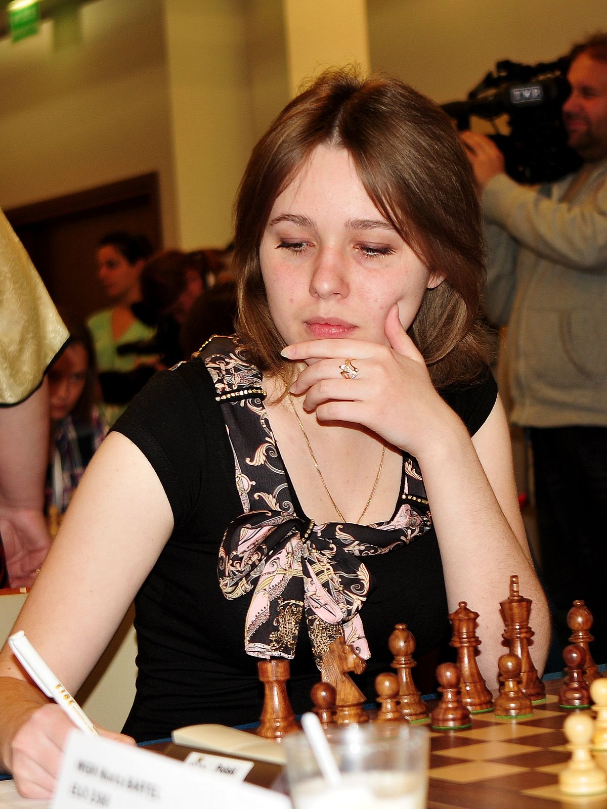 Hou Yifan leads Monaco Womens' Grand Prix