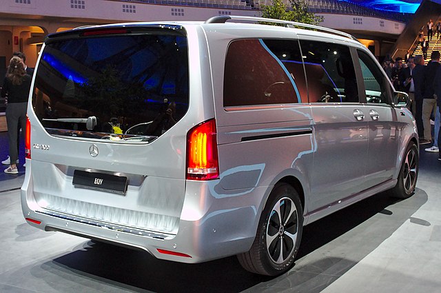 Image of Mercedes-Benz EQV 300 (W447)