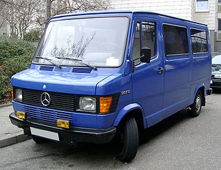 Mercedes-Benz TN Motor vehicle