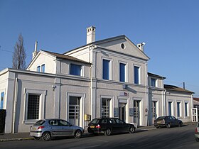 Havainnollinen kuva artikkelista Meung-sur-Loire station