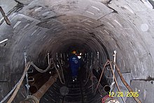 Tunnel in setti circolari in c.a. con linee di servizio