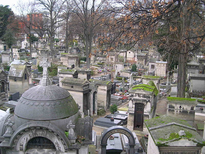 File:Monmartre Cemetery.JPG