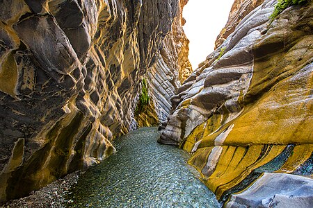 Moola Chotuk Hidden paradise in Balochistan.jpg