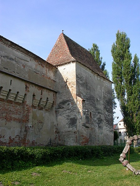File:Mosna Biserica fortificata.JPG