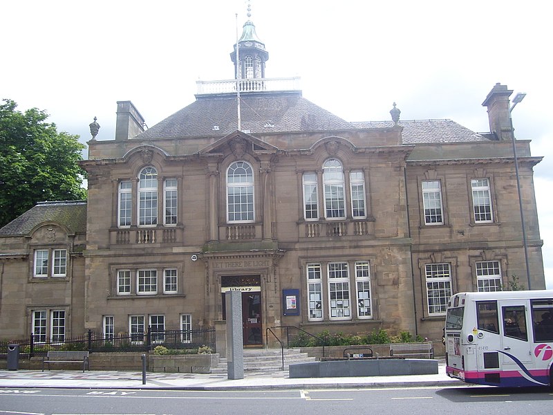 File:Motherwell Library - geograph.org.uk - 3045089.jpg