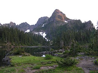 <span class="mw-page-title-main">Mount Bretherton</span> Mountain in Washington (state), United States