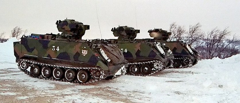 A Norwegian anti-tank platoon equipped with NM142 TOW missile launchers