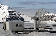 Мобільна система стеження на станції SvalRak в Ny-Ålesund, Норвегія (2003)