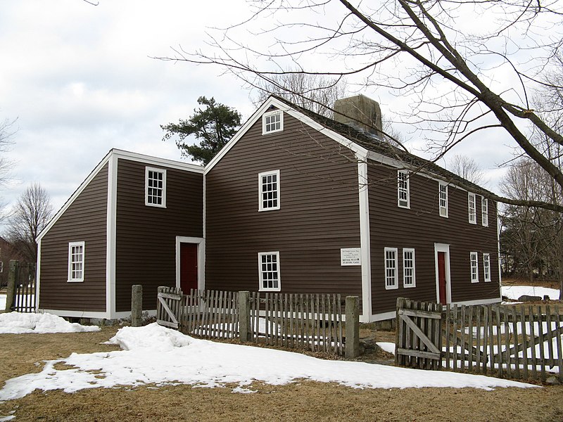 File:Old Chelmsford Garrison House, MA.jpg