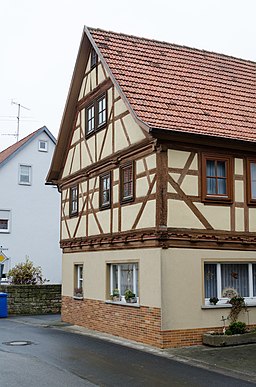 Ostheim v.d.Rhön, Urspringen, Dorfstraße 11, 002