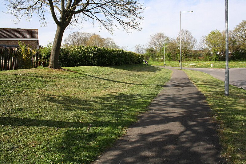 File:Pavement on west side of roundabout at Dorcan Way - Eldene Drive junction - geograph.org.uk - 4615423.jpg