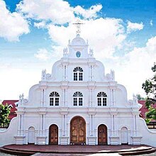 File:Pazhangadchurch.jpg