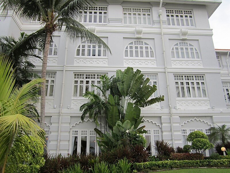 File:Penang E & O Hotel (18473729403).jpg