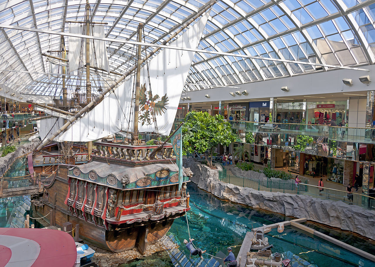 File Pirate Ship In The West Edmonton Mall Jpg Wikimedia Commons