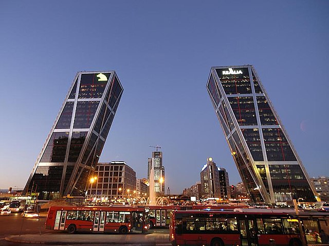 Puerta de Europa