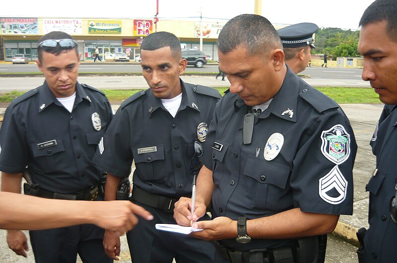 Cuantas dominadas hay que hacer para policia nacional