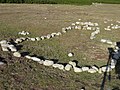 Un cœur dessiné avec des galets dans la presqu'île Saint-Laurent.