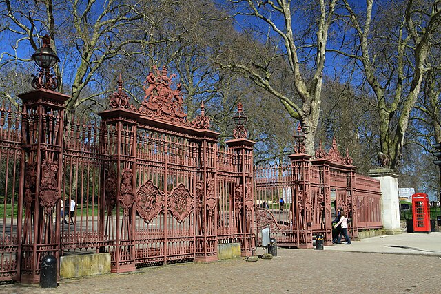The Queen's Gate of Kensington Gardens
