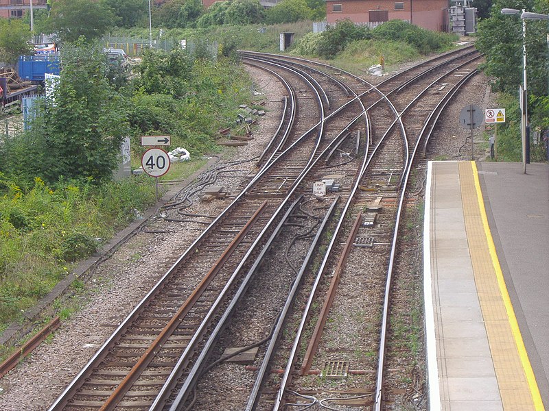 File:Railway lines west of Staines station - geograph.org.uk - 2261467.jpg