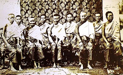 History and Types of Traditional Thai Dresses