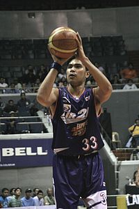 Ranidel de Ocampo bepul otish.jpg