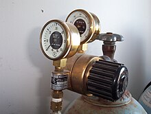 Regulator valve and pressure gauges attached to helium cylinder Regulator valve & pressure gauge.JPG