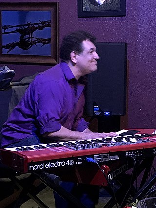 <span class="mw-page-title-main">Rubén Valtierra</span> American keyboardist (born 1954)