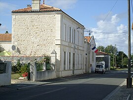 Balai kota di La Gripperie-Saint-Symphorien