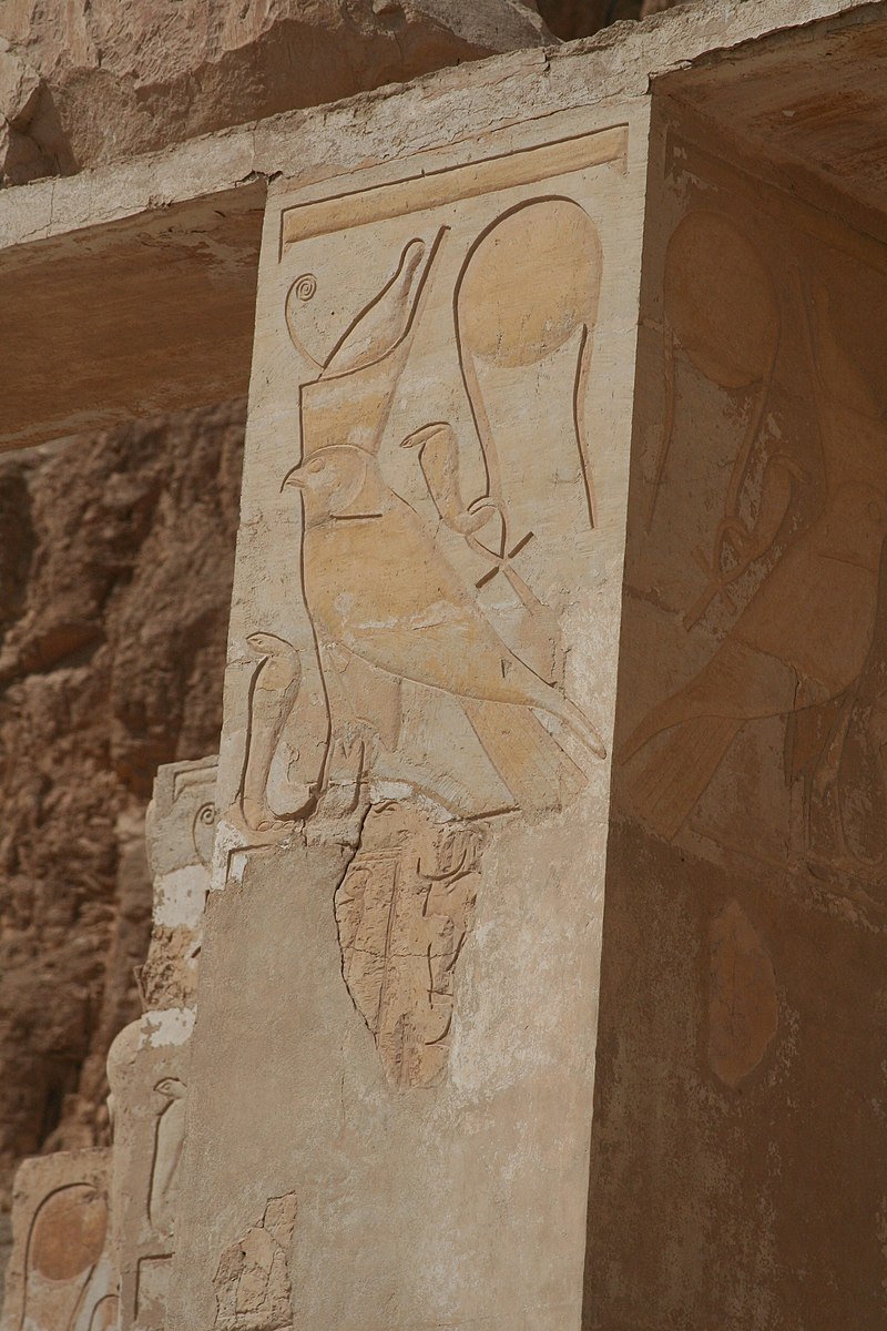 Wadjet 800px-S_F-E-CAMERON_Hatshepsut_Hawk