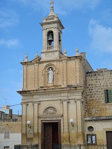 Savina gereja gozo.jpg