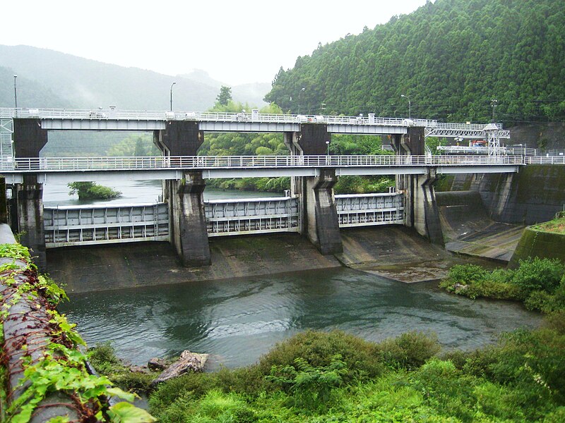 File:Shigeto Dam.jpg