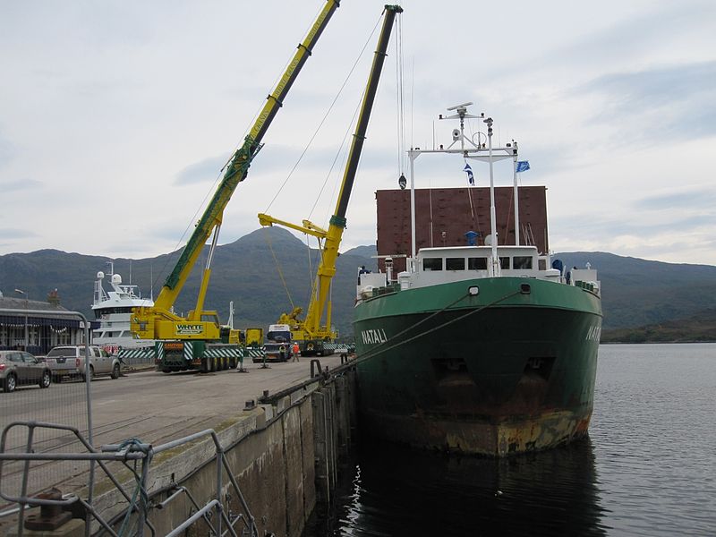 File:Ship in Kyle harbour (4964012531).jpg