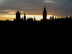 Zachód słońca nad Pałacem Westminsterskim