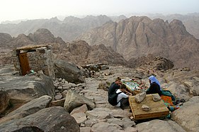 Sinai-Mosesberg-110-Aufstieg am Abend-Haendler-2009-gje.jpg
