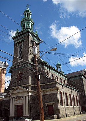 How to get to St. Joseph Polish Catholic Church with public transit - About the place