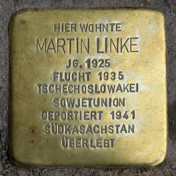 File:Stolperstein.Neukölln.Böhmische Straße 28a.Martin Linke.0249.jpg