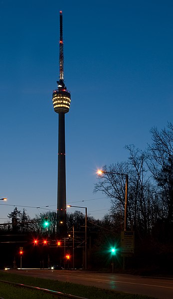 File:Stuttgart TV tower at night.jpg