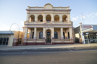 <span class="mw-page-title-main">Bank of New South Wales building, Charters Towers</span> Heritage listed building in Queensland, Australia