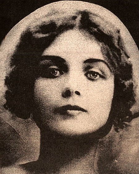 Teresa Wilms Montt (1893-1921).jpg