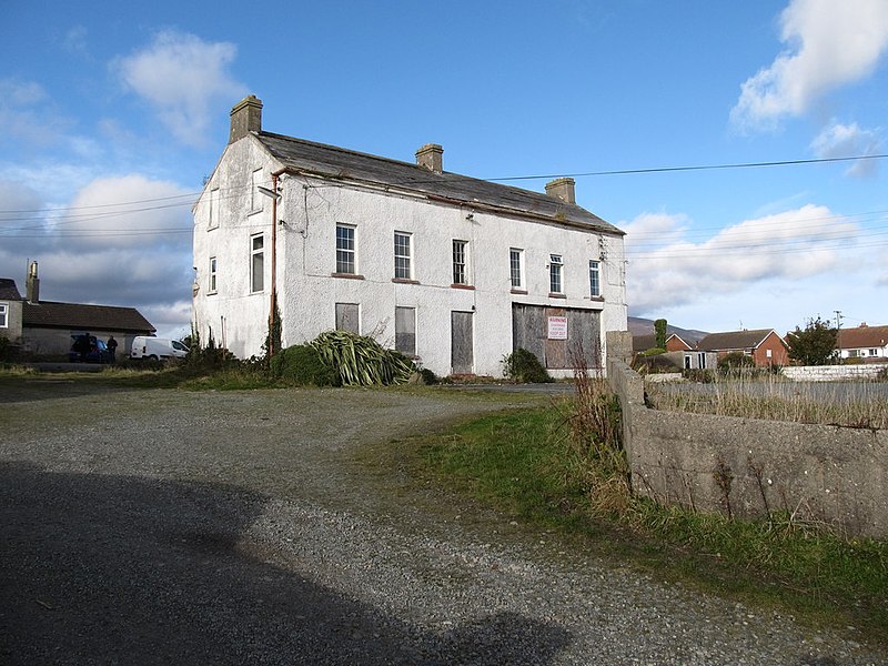 File:The derelict former Coastguard Station at Annalong - geograph.org.uk - 3271963.jpg