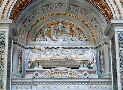 Túmulo do papa Inocêncio III.
