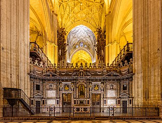 Vista do retro-coro da catedral de Sevilha, Andaluzia, Espanha. (definição 6 281 × 4 777)